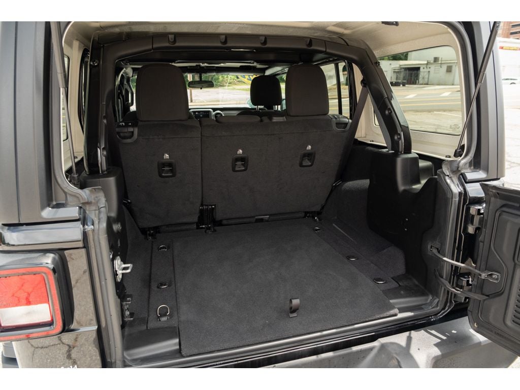2022 Jeep Wrangler Unlimited Willys