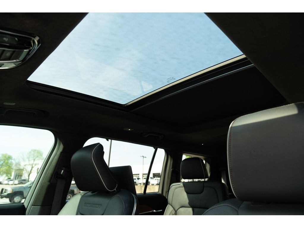 2023 Jeep Grand Cherokee L Summit Reserve