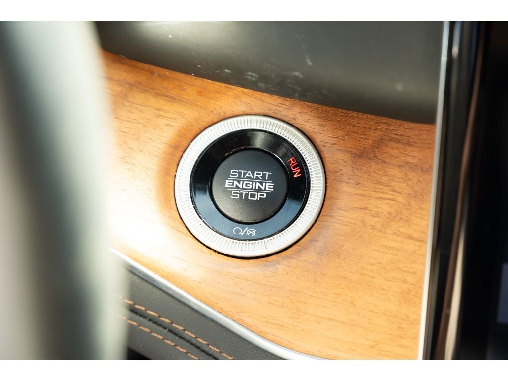 2023 Jeep Grand Cherokee L Summit Reserve