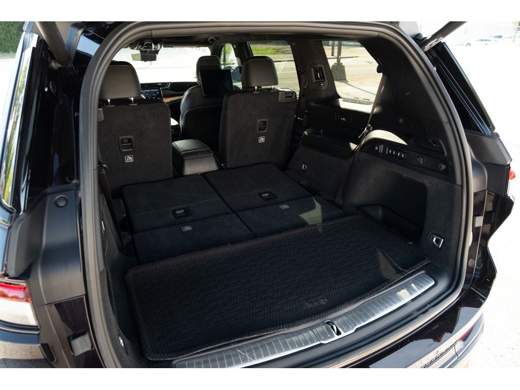 2023 Jeep Grand Cherokee L Summit Reserve