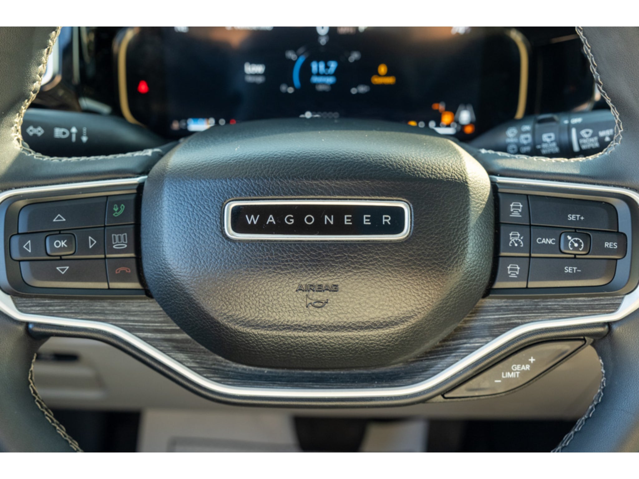 2023 Jeep Wagoneer Series II