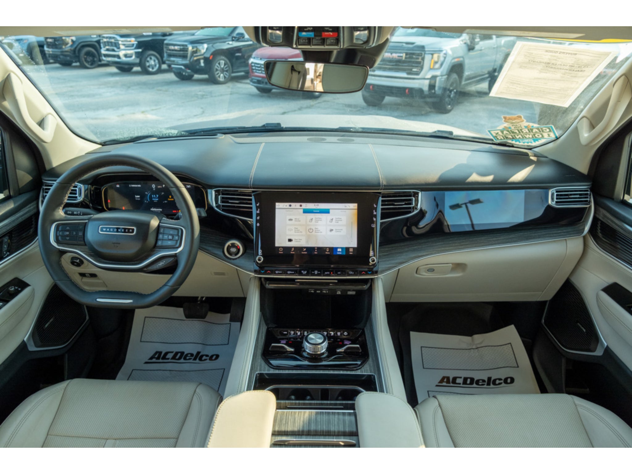 2023 Jeep Wagoneer Series II