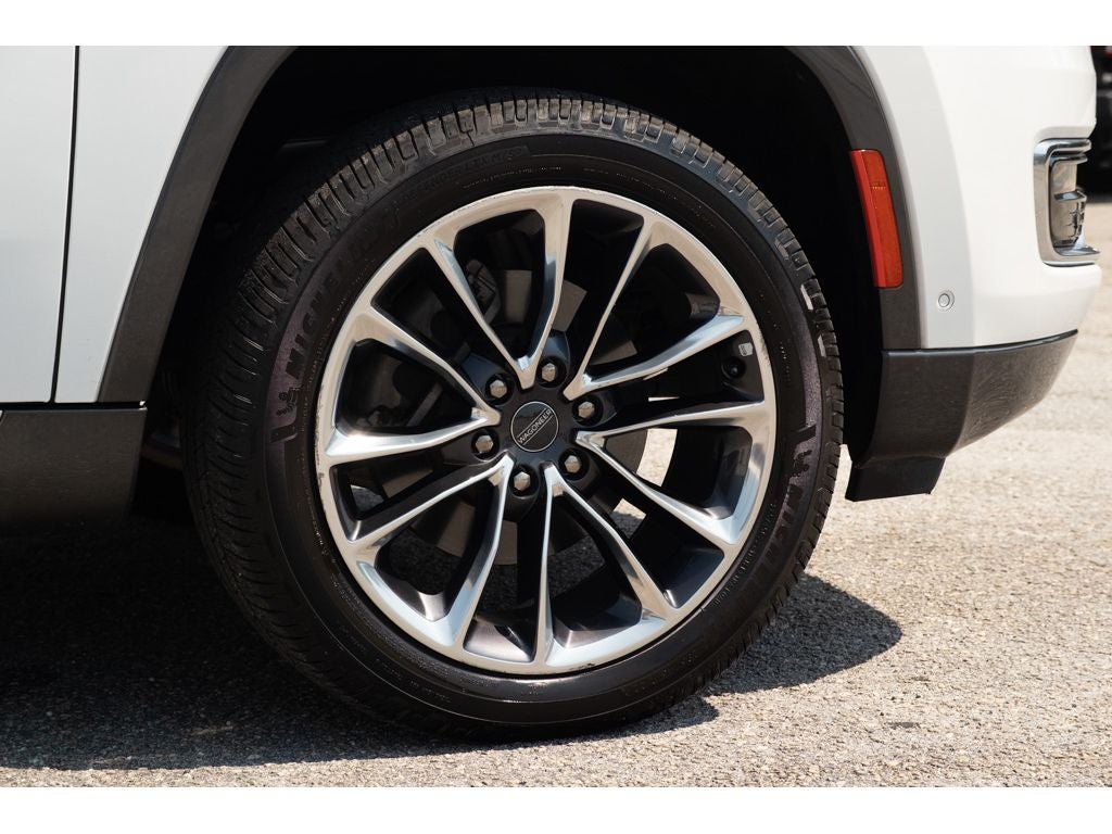 2022 Jeep Wagoneer Series III