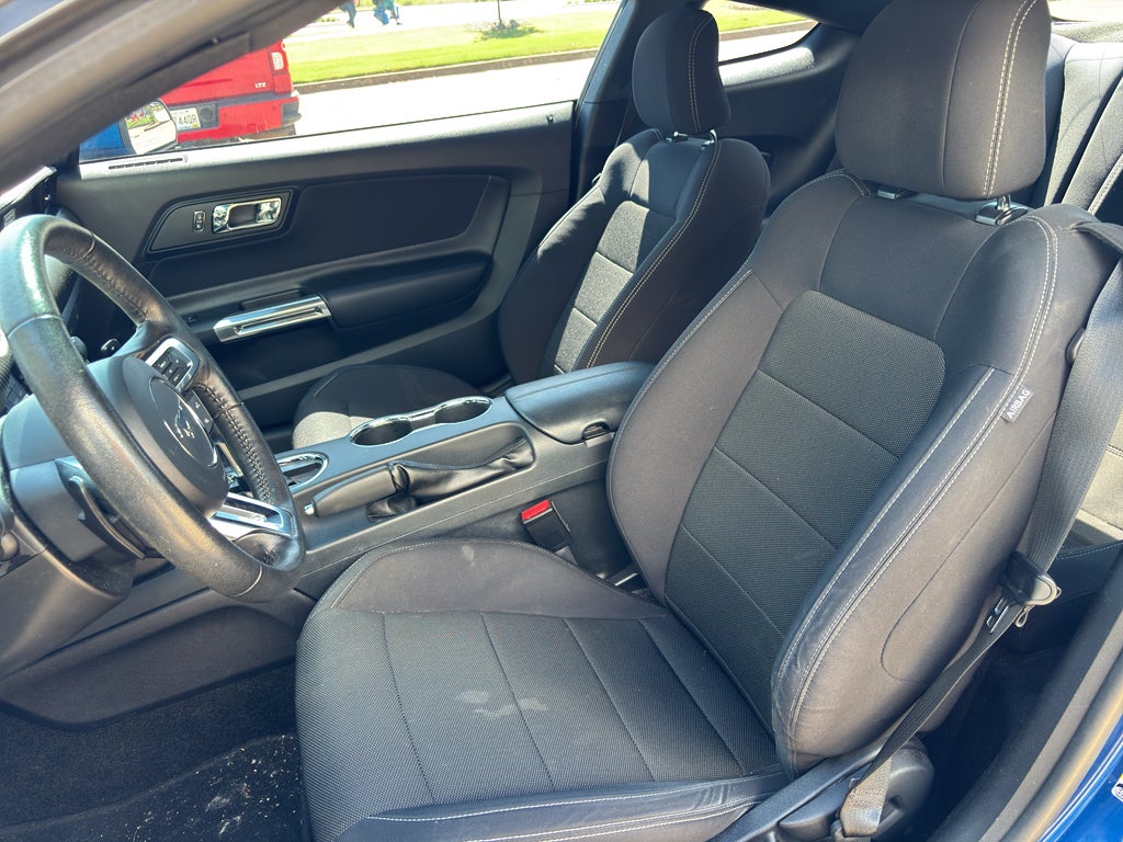 2017 Ford Mustang V6
