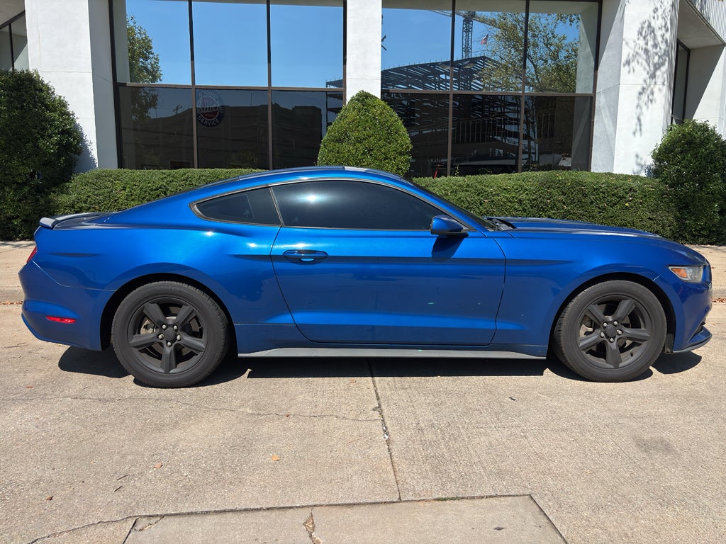 2017 Ford Mustang V6