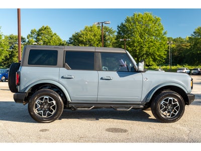 2023 Ford Bronco Outer Banks