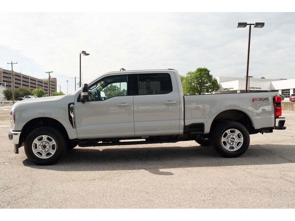 2026 Ford Super Duty F-250 SRW XLT