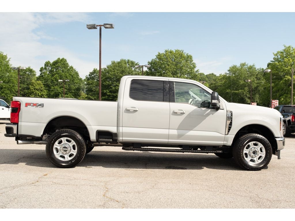 2026 Ford Super Duty F-250 SRW XLT