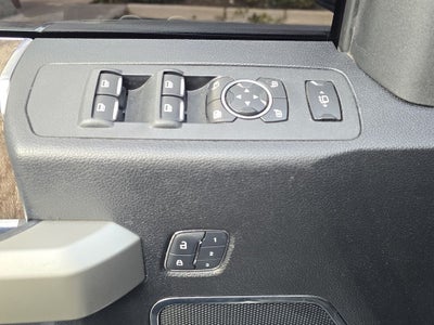 2017 Ford Super Duty F-350 SRW Lariat