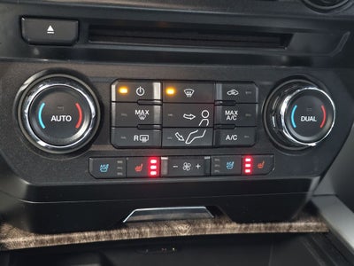 2017 Ford Super Duty F-350 SRW Lariat