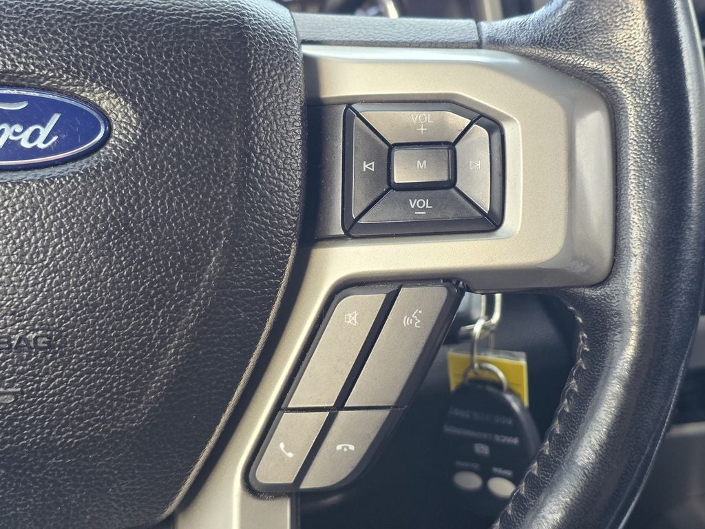 2017 Ford Super Duty F-350 SRW Lariat