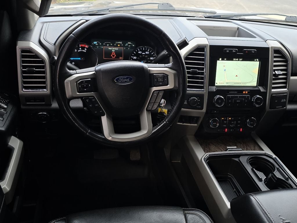 2017 Ford Super Duty F-350 SRW Lariat