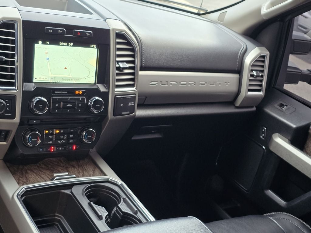 2017 Ford Super Duty F-350 SRW Lariat