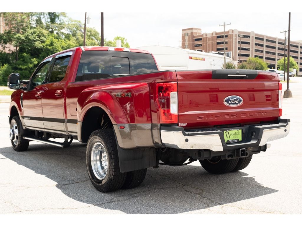 2017 Ford Super Duty F-350 DRW Lariat