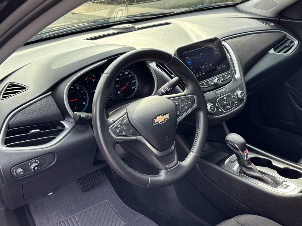 2022 Chevrolet Malibu RS