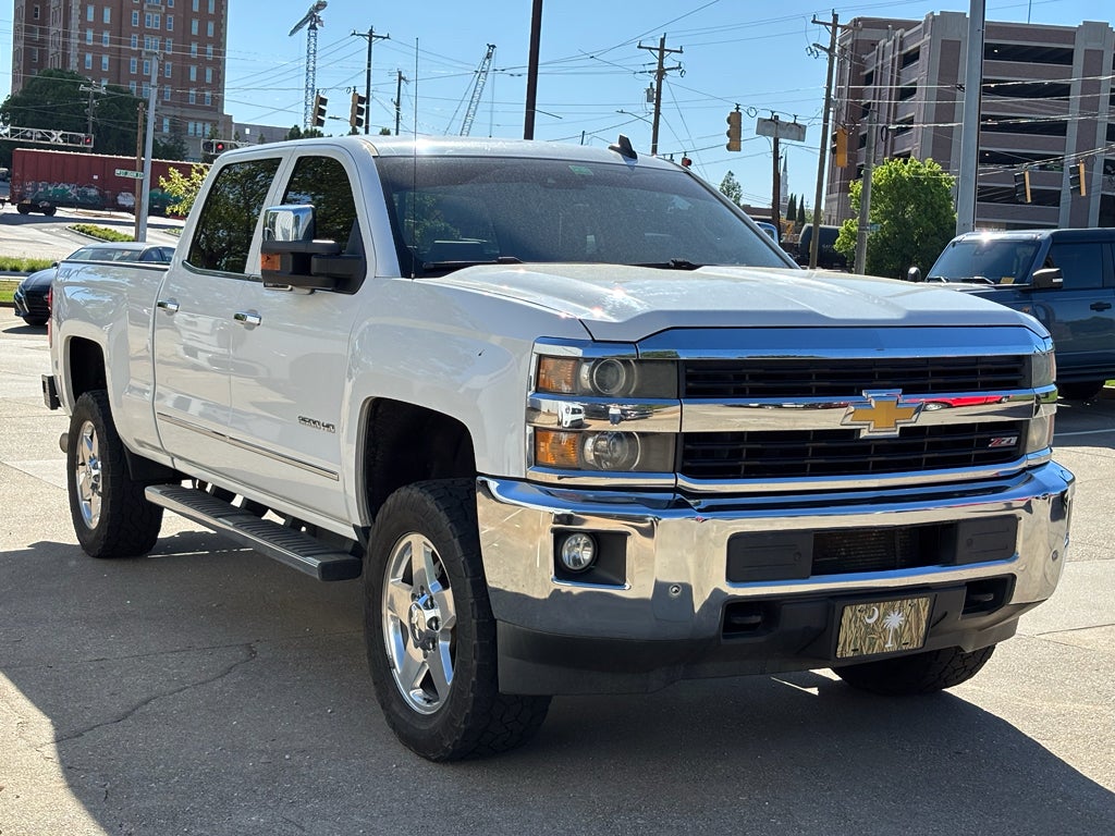 2015 Chevrolet Silverado HD LTZ 4WD Crew Cab Standard Box's photo