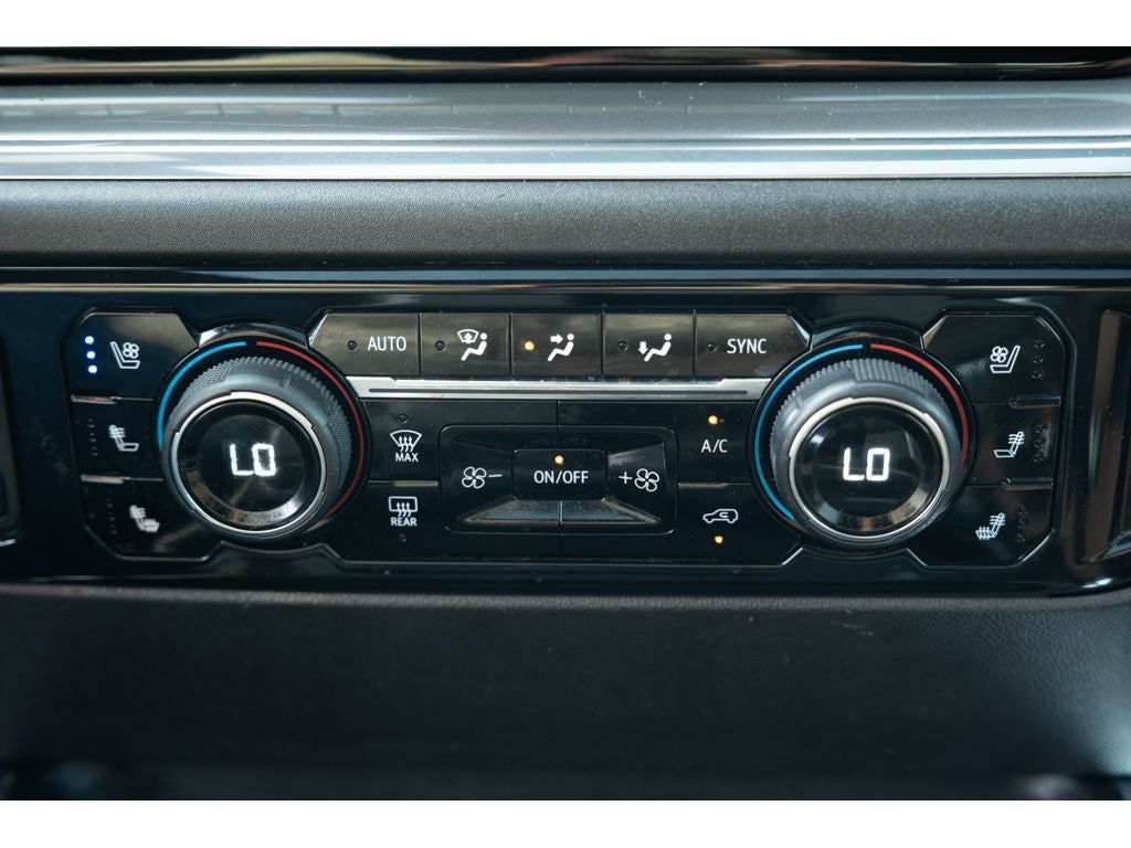 2024 Chevrolet Silverado 3500 HD High Country