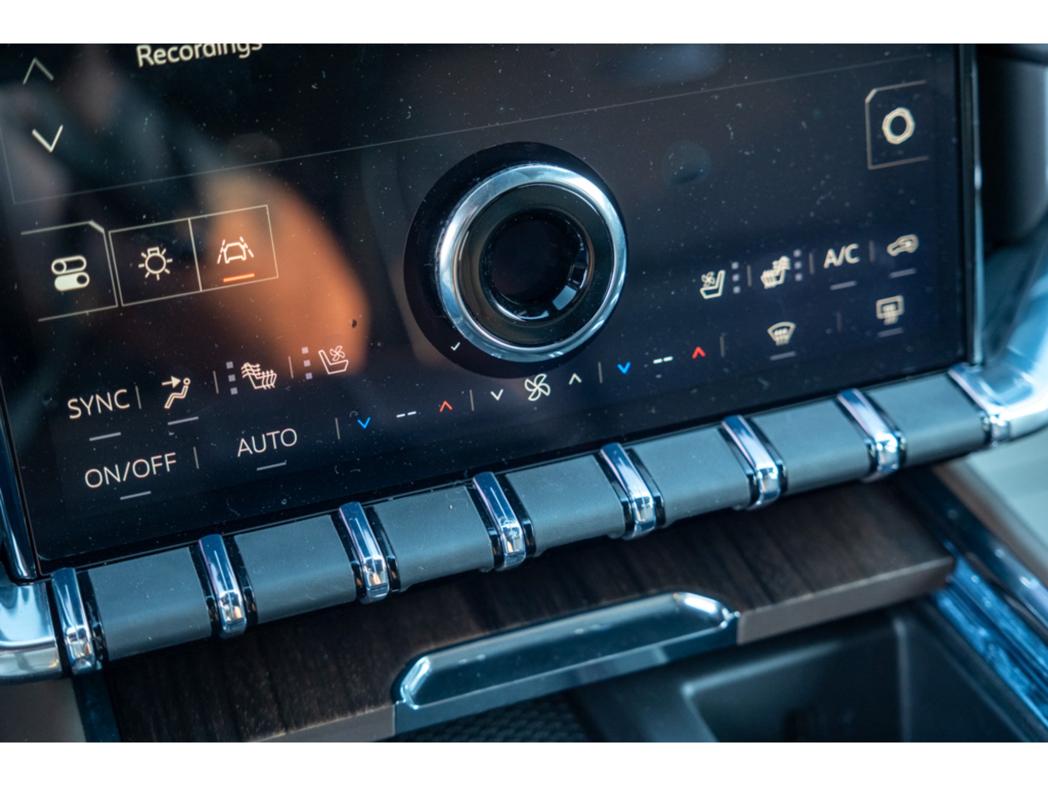 2027 GMC Acadia Denali Ultimate - Photo 28