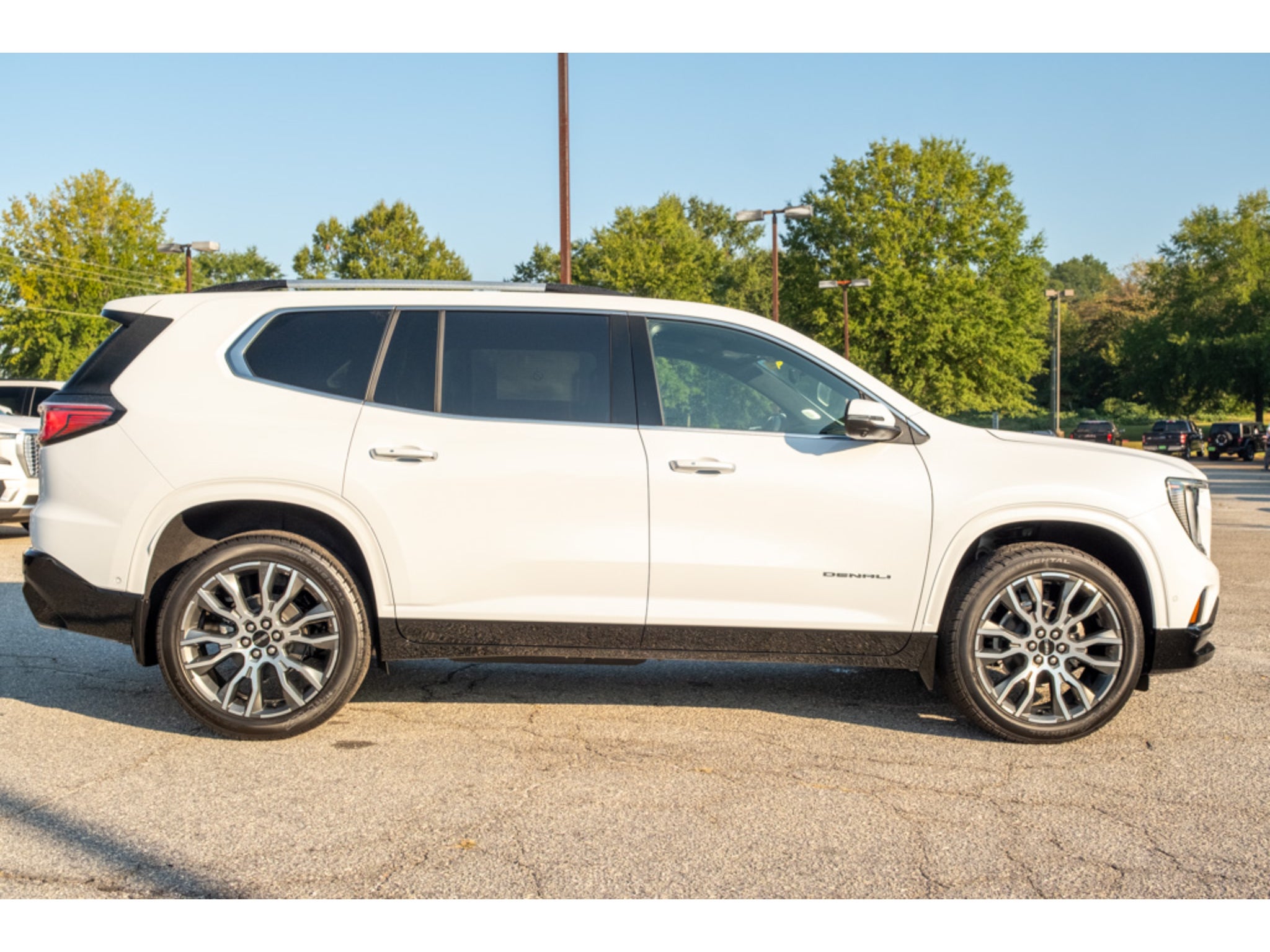 2027 GMC Acadia Denali Ultimate