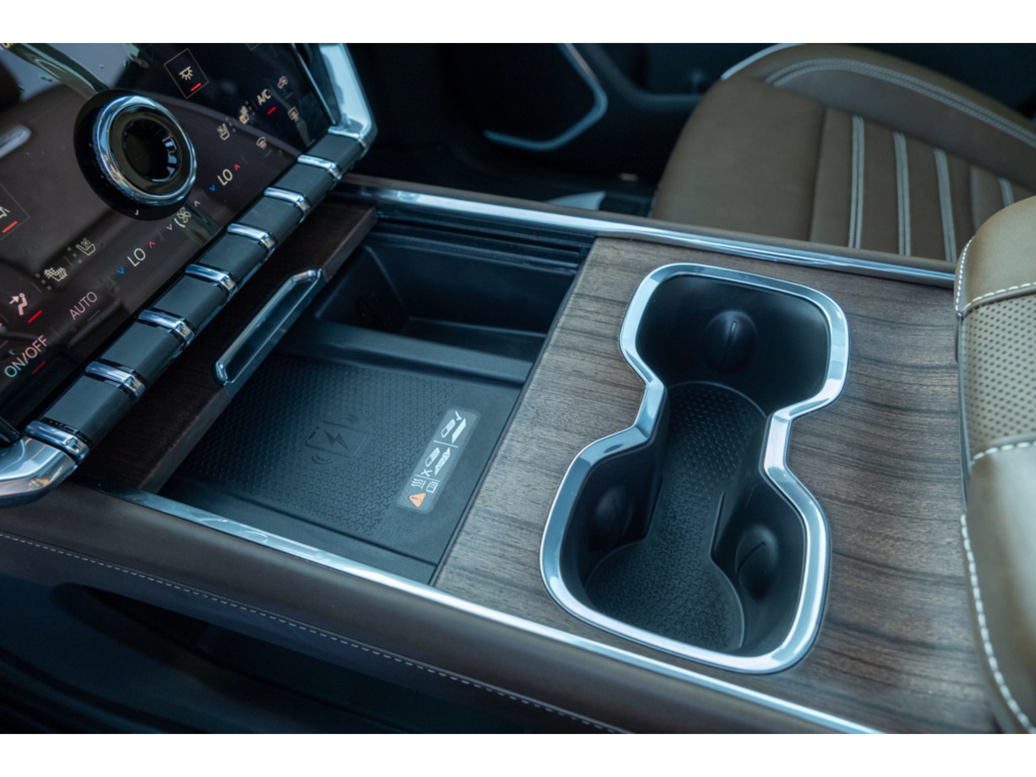 2027 GMC Acadia Denali Ultimate