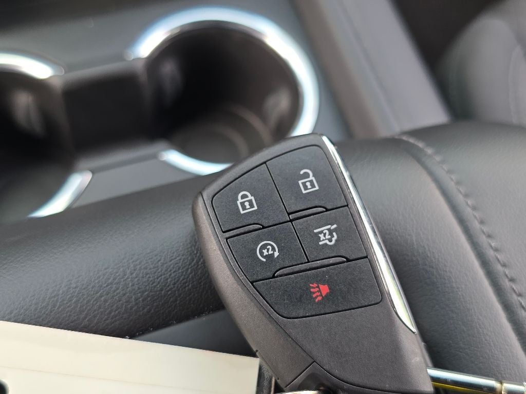 2023 GMC Yukon XL SLE