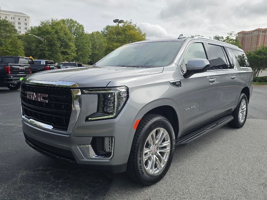 2023 GMC Yukon XL SLE