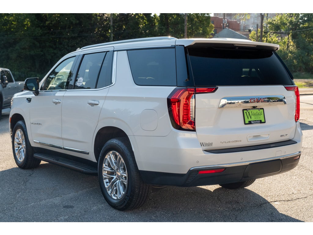 2021 GMC Yukon SLT