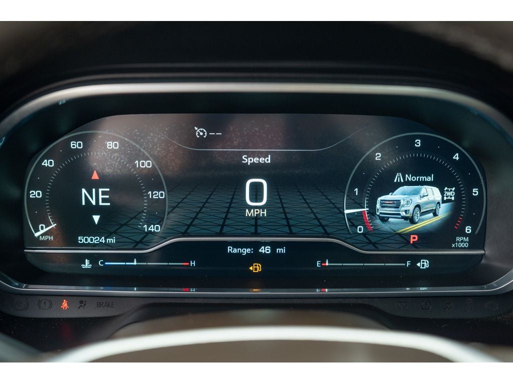 2023 GMC Yukon SLT