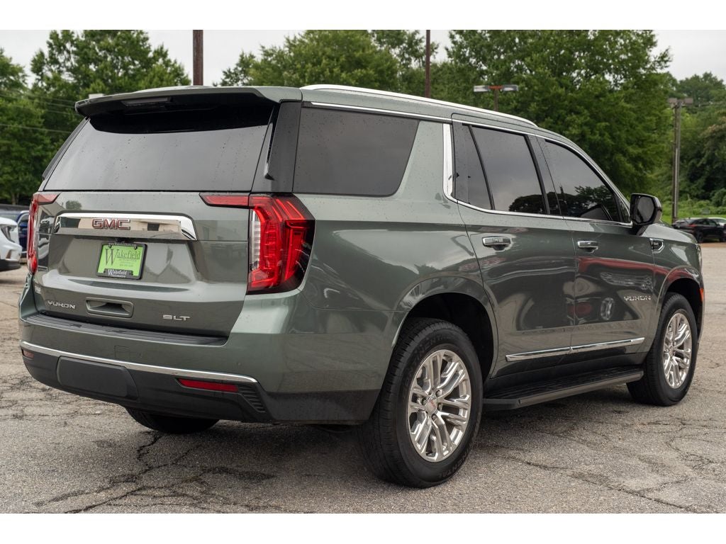 2023 GMC Yukon SLT