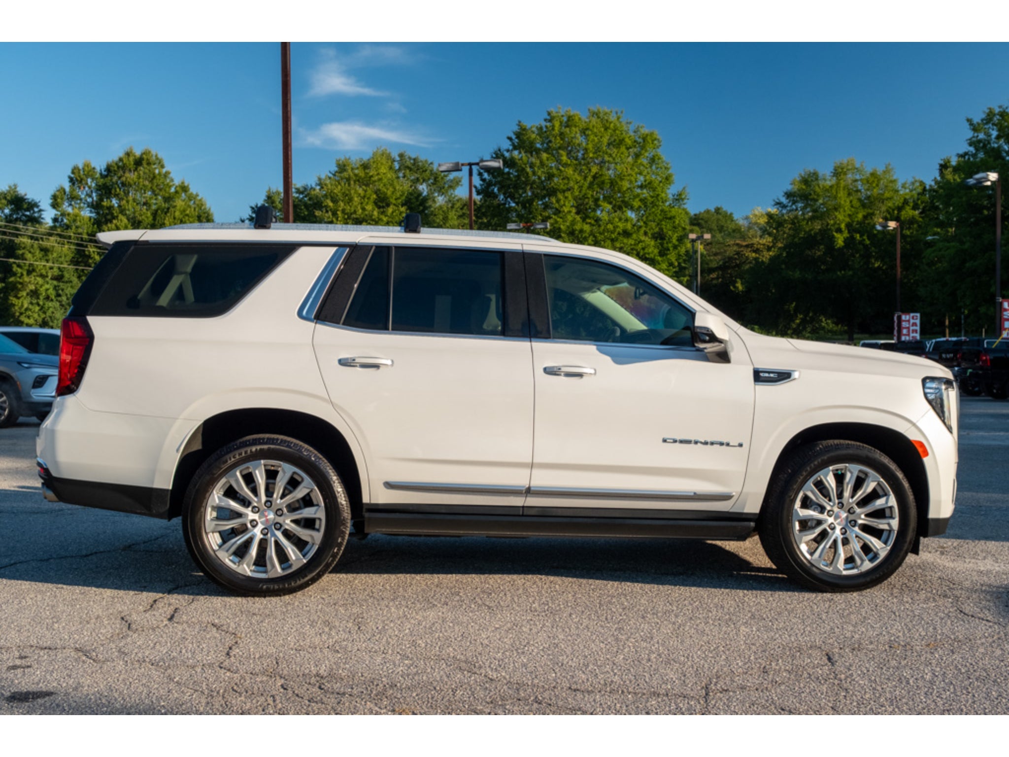 2023 GMC Yukon Denali