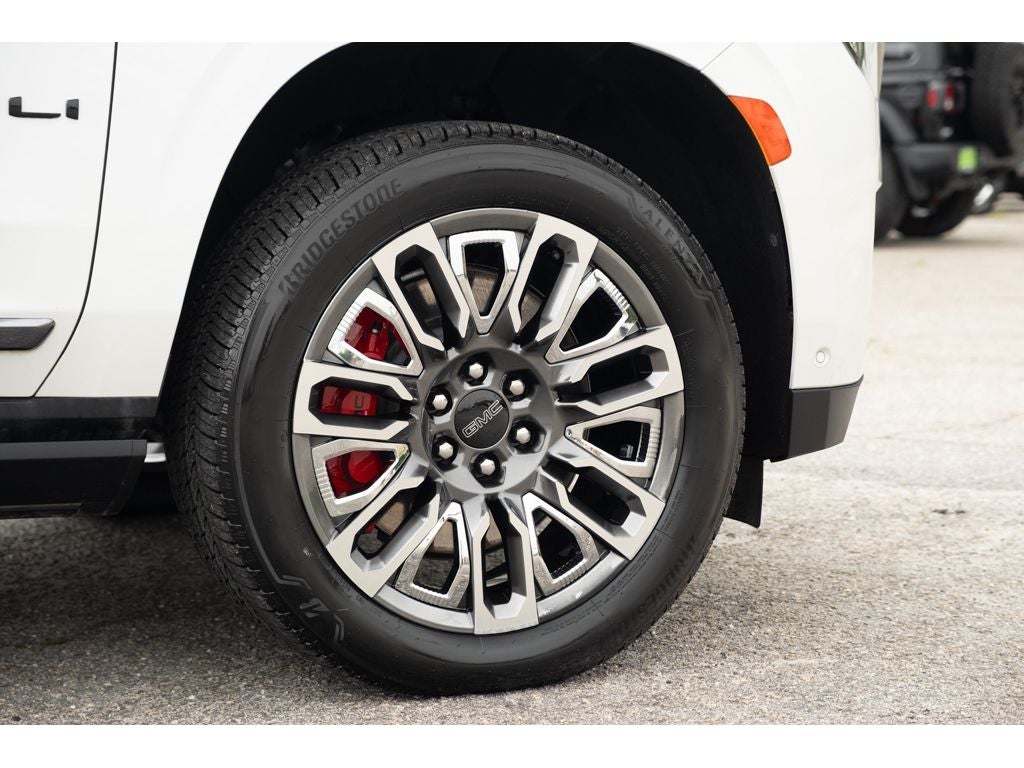 2024 GMC Yukon Denali Ultimate