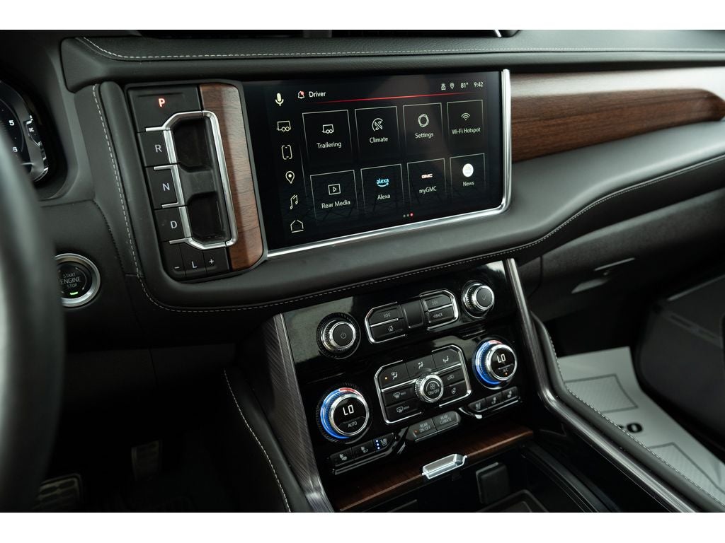 2024 GMC Yukon Denali Ultimate