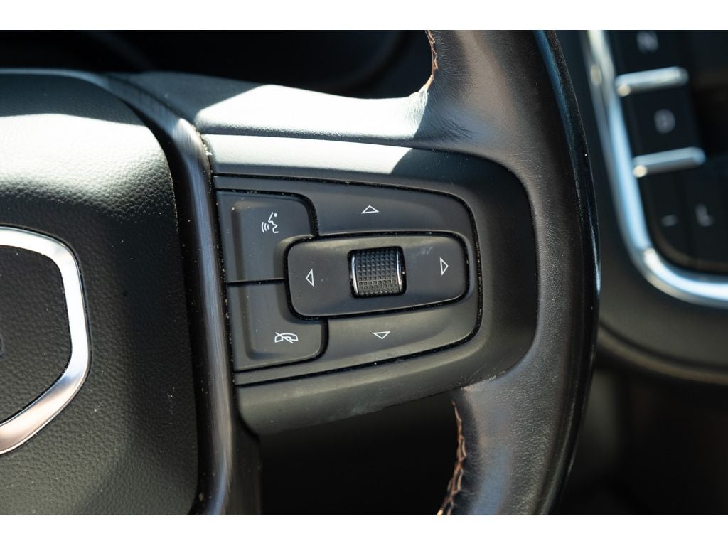 2022 GMC Yukon XL AT4