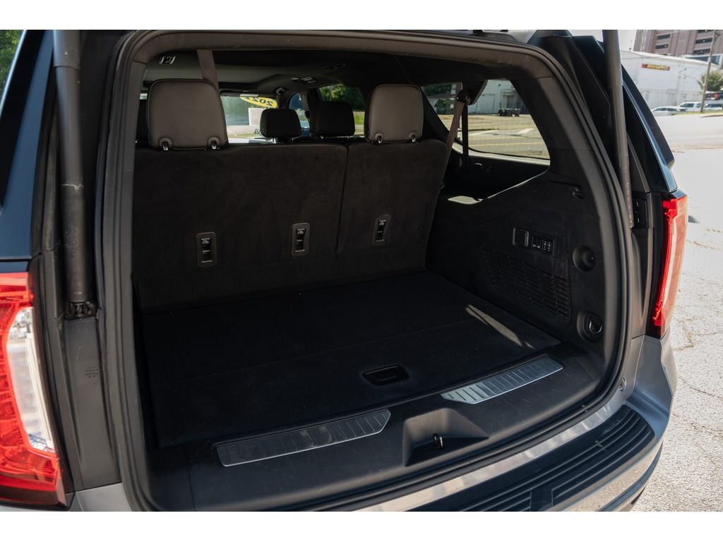 2022 GMC Yukon XL AT4