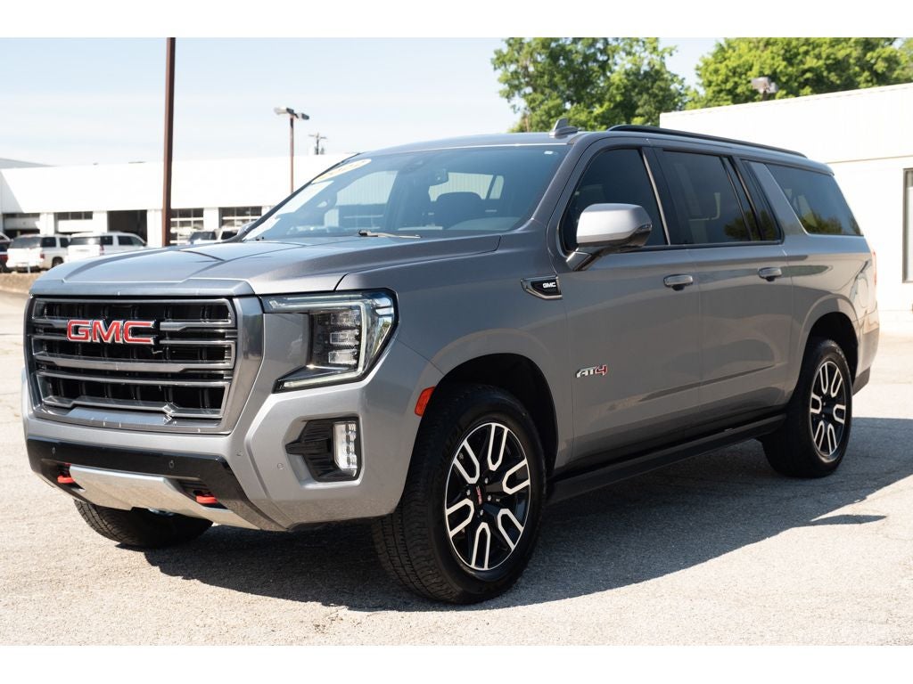 2022 GMC Yukon XL AT4