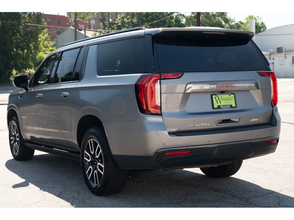 2022 GMC Yukon XL AT4