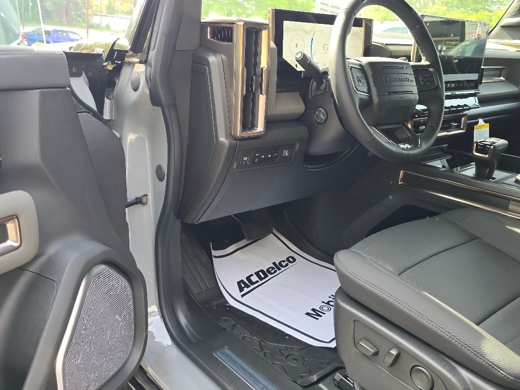 2025 GMC HUMMER EV SUV 2X