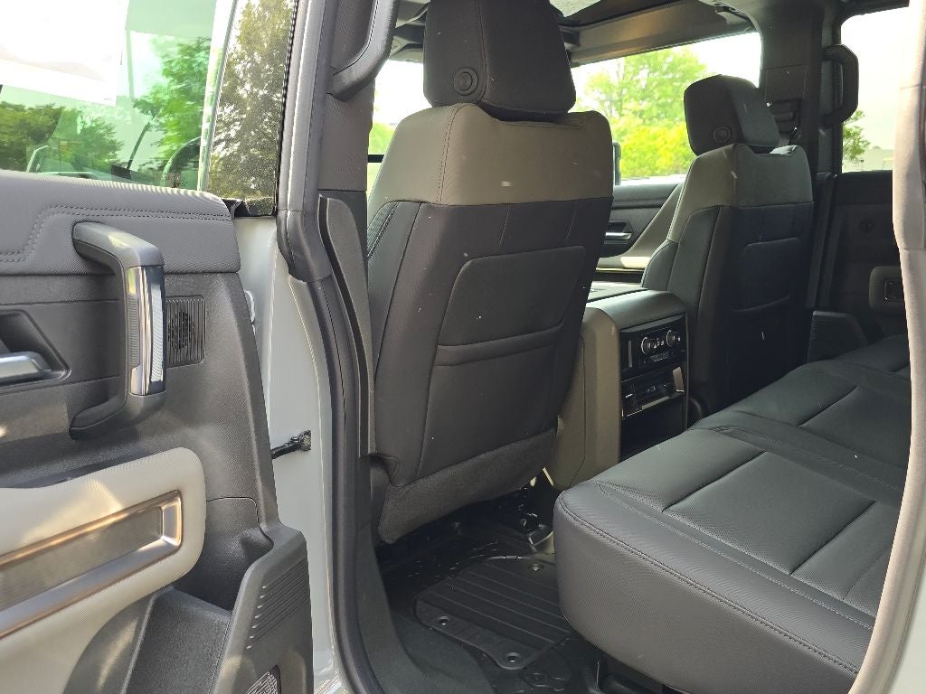 2025 GMC HUMMER EV SUV 2X