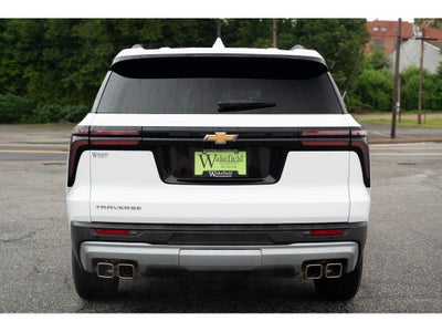 2025 Chevrolet Traverse LT