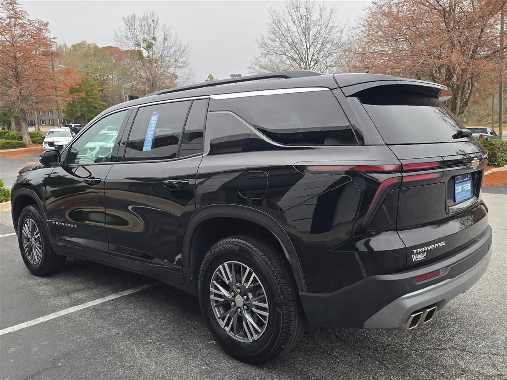 2025 Chevrolet Traverse LT