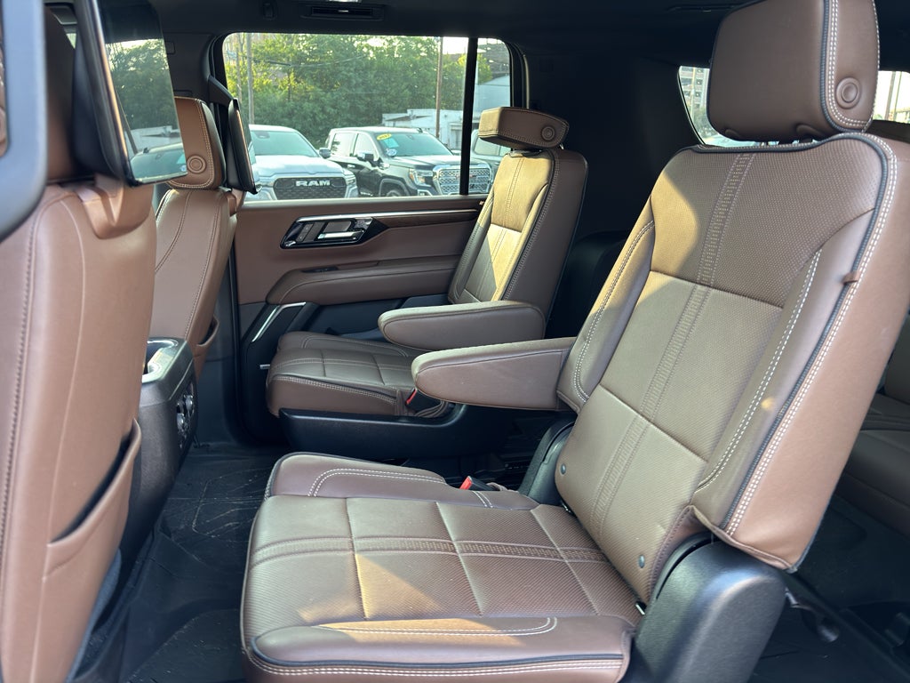 2025 Chevrolet Suburban High Country