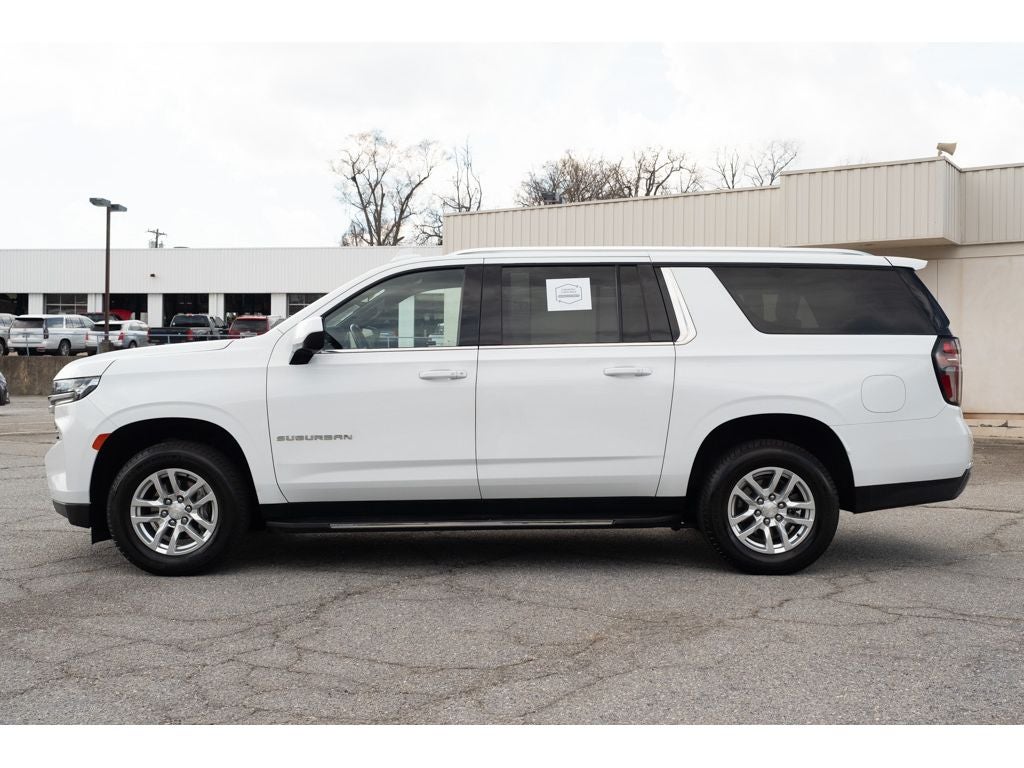 2022 Chevrolet Suburban LT