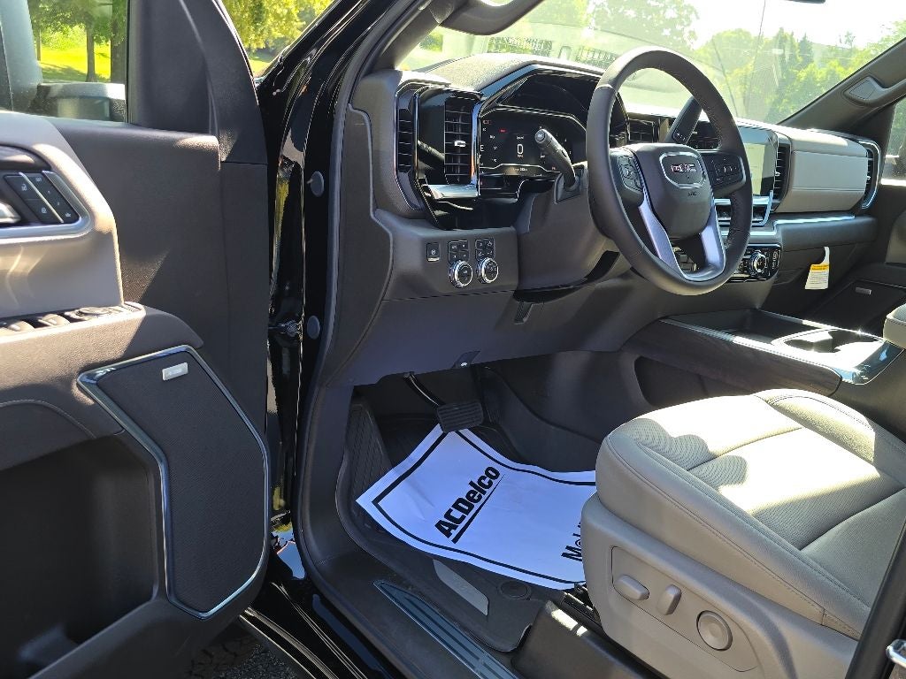 2025 GMC Sierra 2500 HD SLT