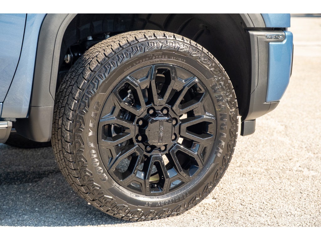 2026 GMC Sierra 2500HD Denali Ultimate - Photo 10