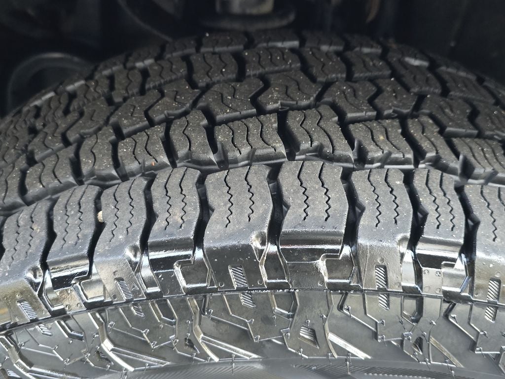 2021 GMC Canyon AT4 - Leather