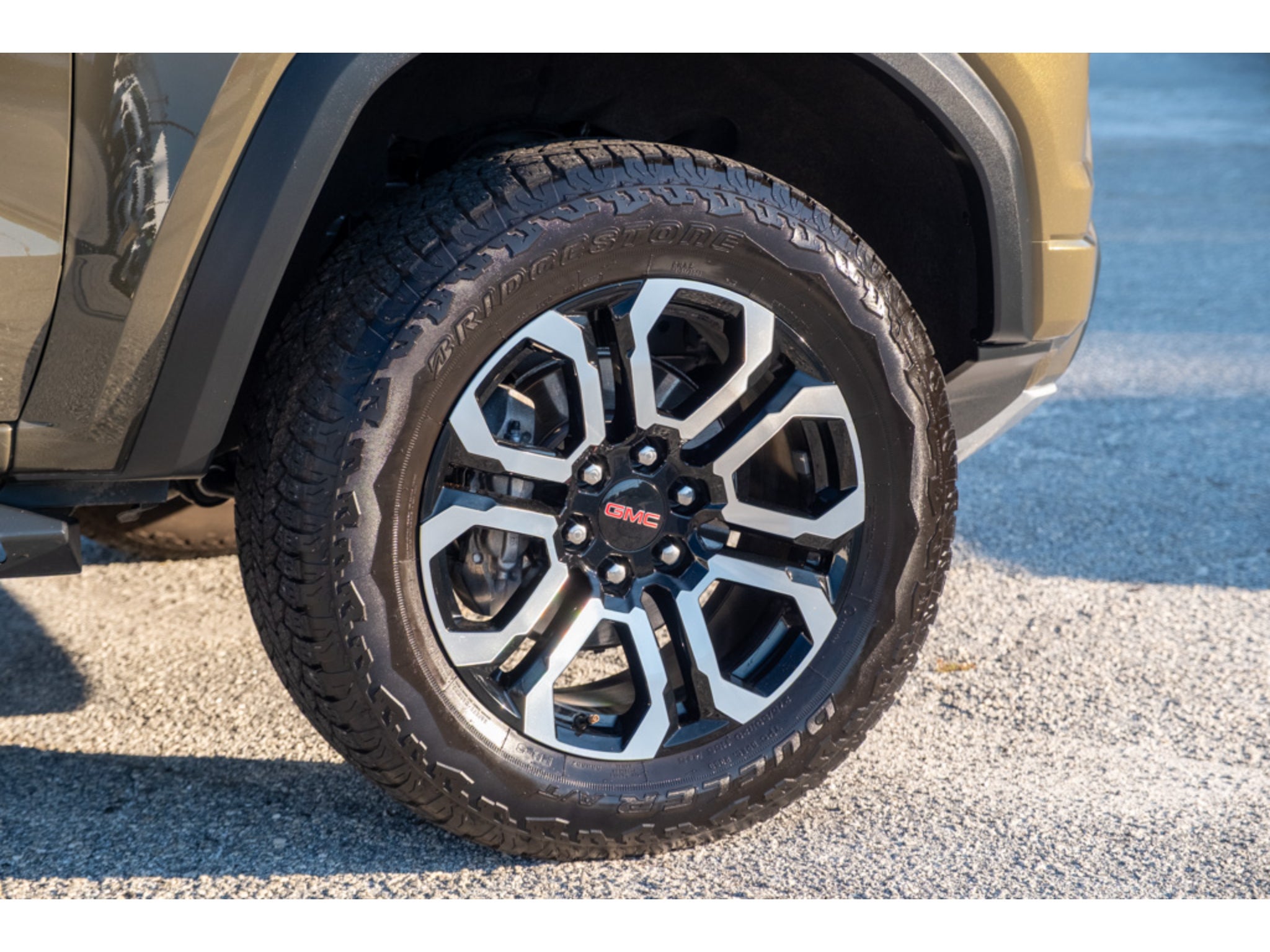 2025 GMC Canyon AT4