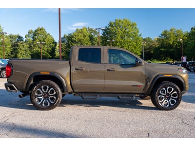 2025 GMC Canyon AT4