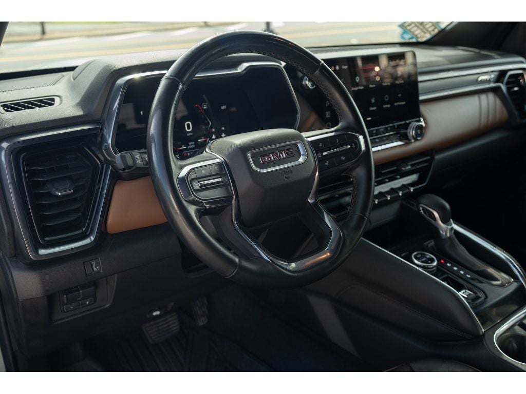 2023 GMC Canyon AT4