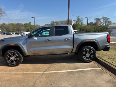 2023 GMC Canyon AT4