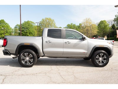 2023 GMC Canyon AT4